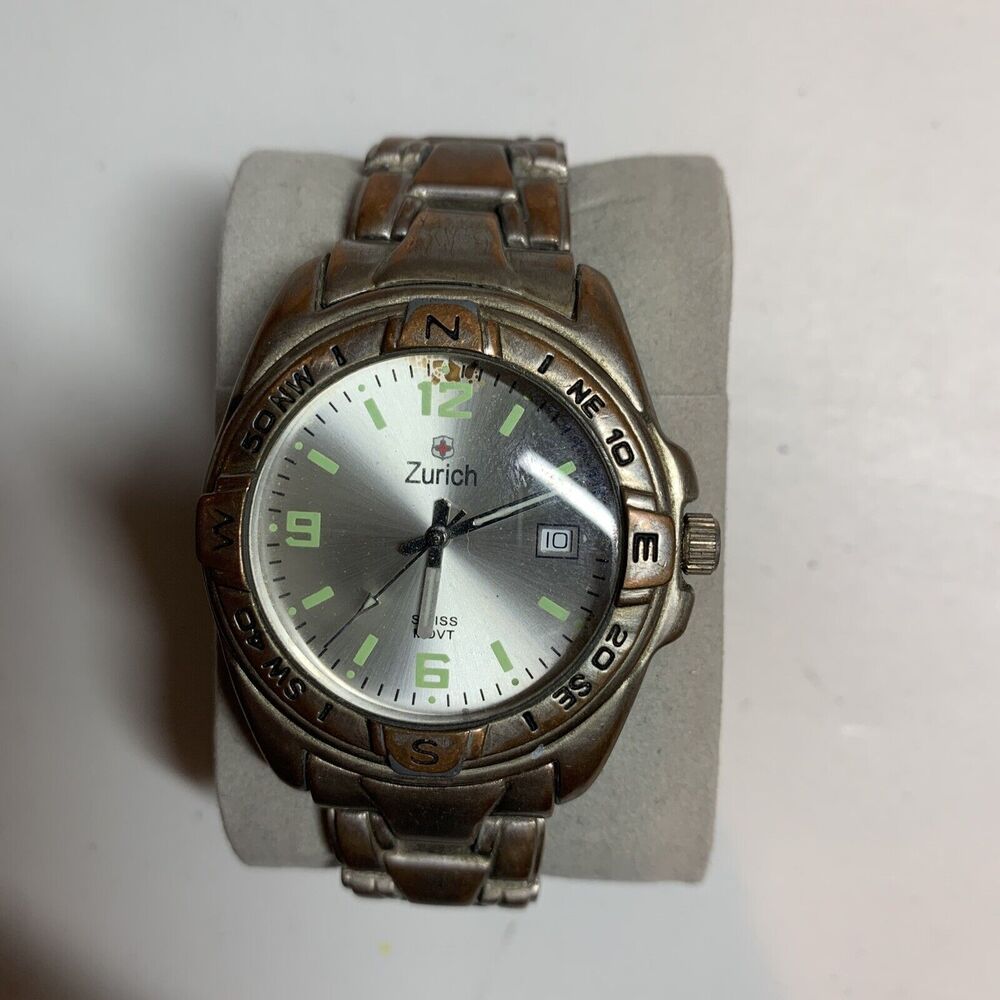 Men's Watch Silvertone Zurich Swiss Stainless Steel Bracelet ZSWM1647
